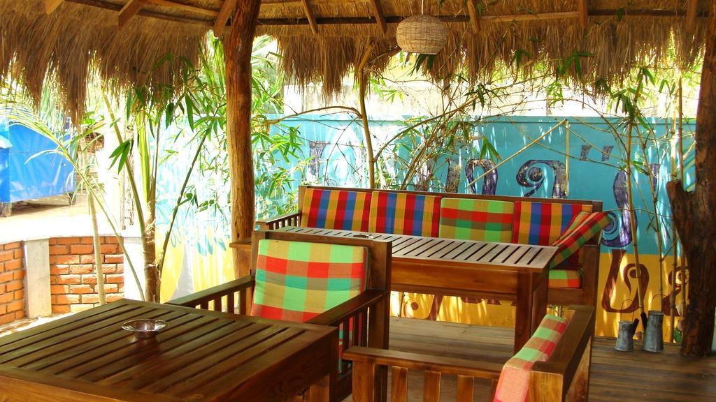 Rupa's Hotel Arugam Bay Bagian luar foto