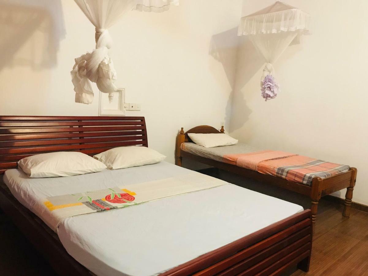 Rupa's Hotel Arugam Bay Bagian luar foto